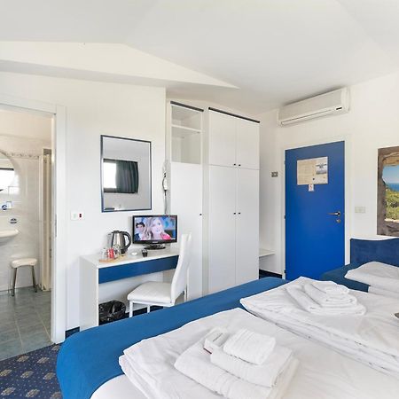Bike & Wind Hotel Villa Maria Torbole Sul Garda Ngoại thất bức ảnh