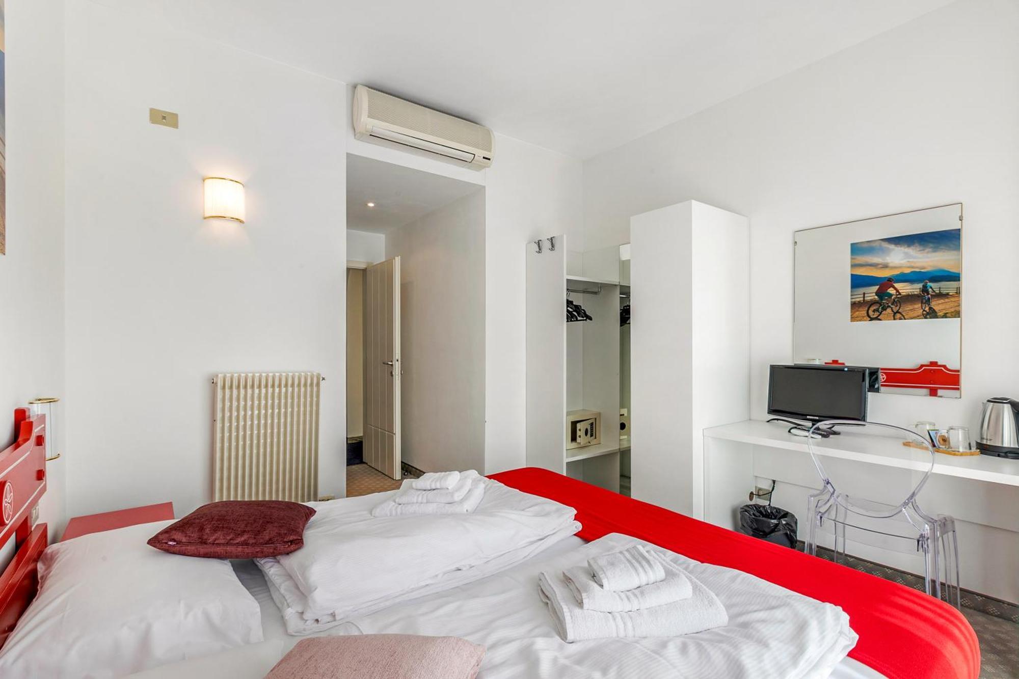 Bike & Wind Hotel Villa Maria Torbole Sul Garda Ngoại thất bức ảnh