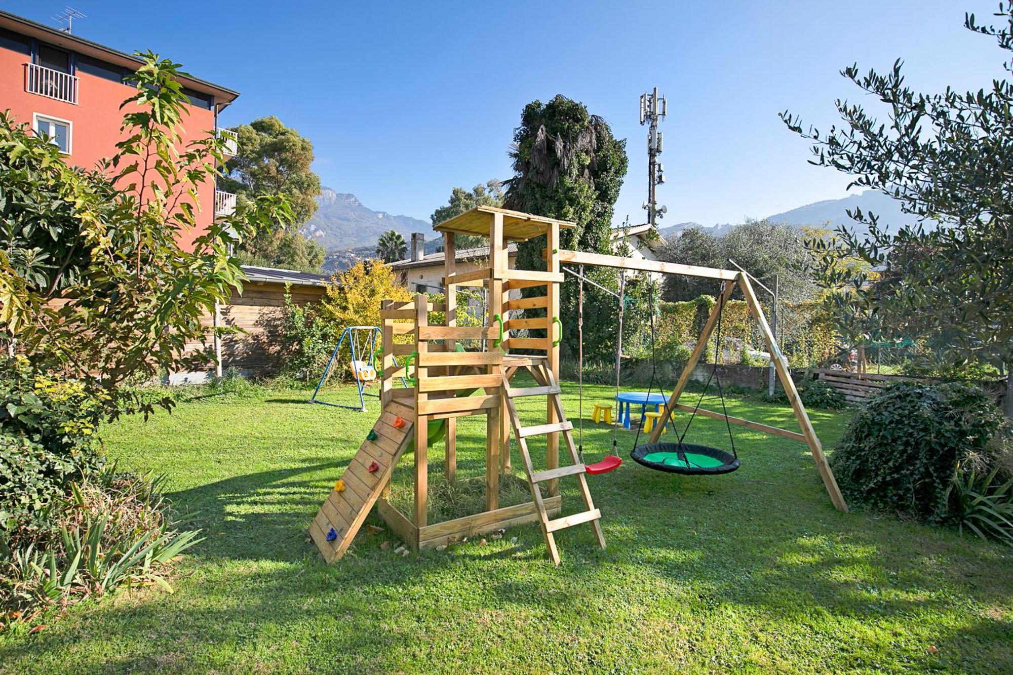 Bike & Wind Hotel Villa Maria Torbole Sul Garda Ngoại thất bức ảnh