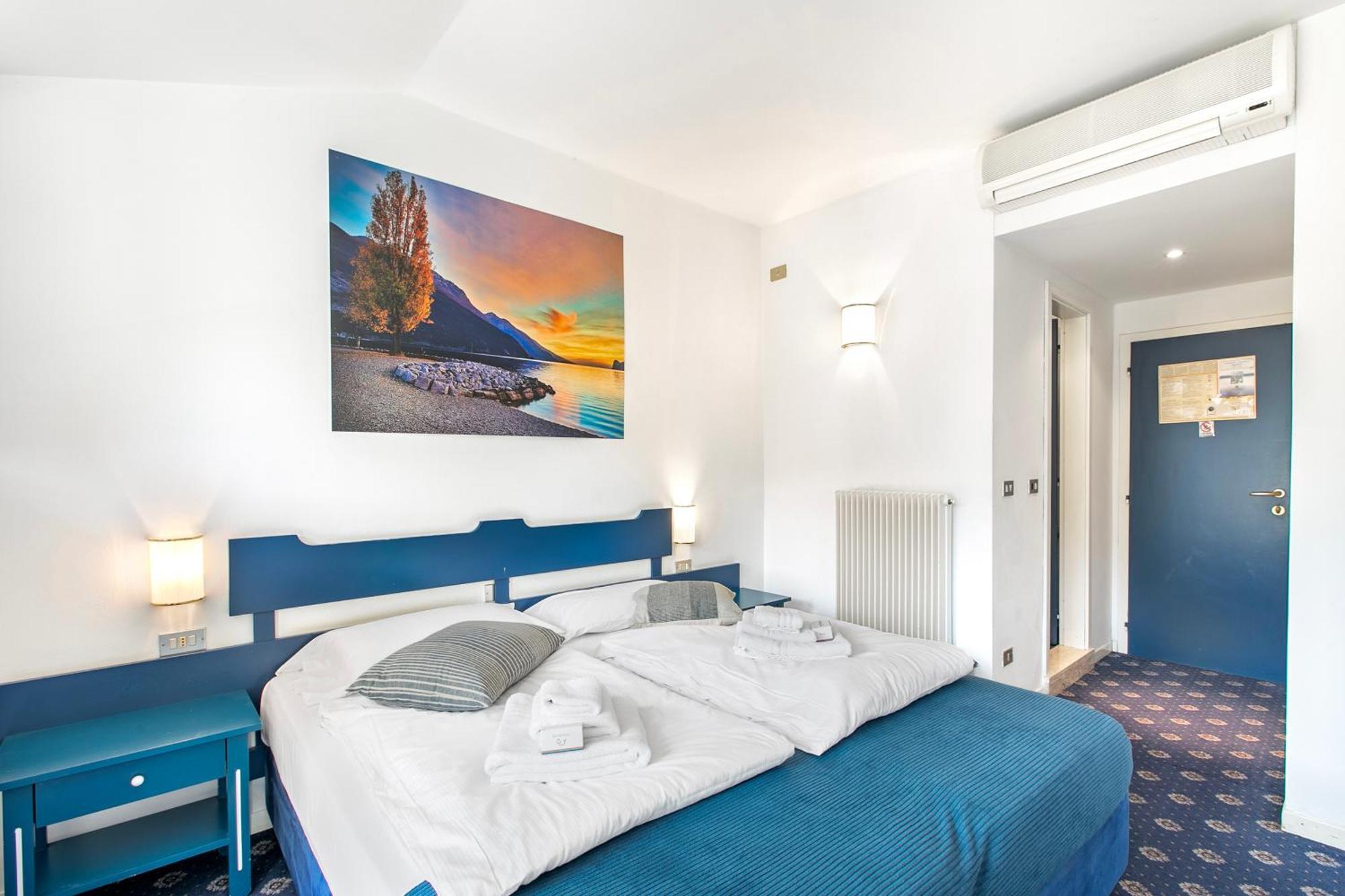 Bike & Wind Hotel Villa Maria Torbole Sul Garda Ngoại thất bức ảnh
