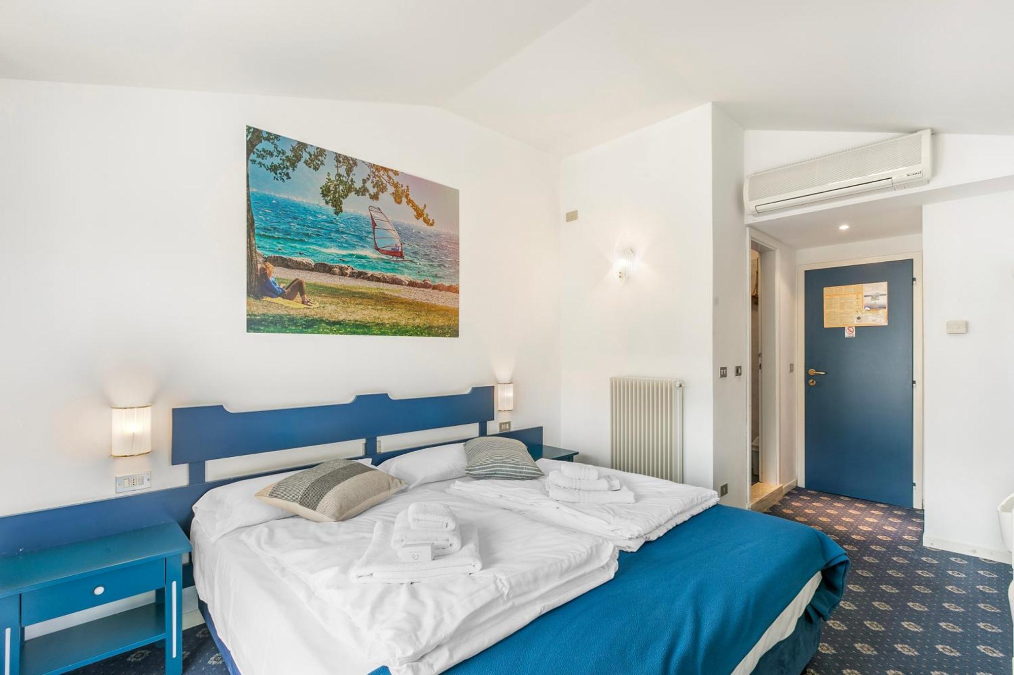 Bike & Wind Hotel Villa Maria Torbole Sul Garda Ngoại thất bức ảnh