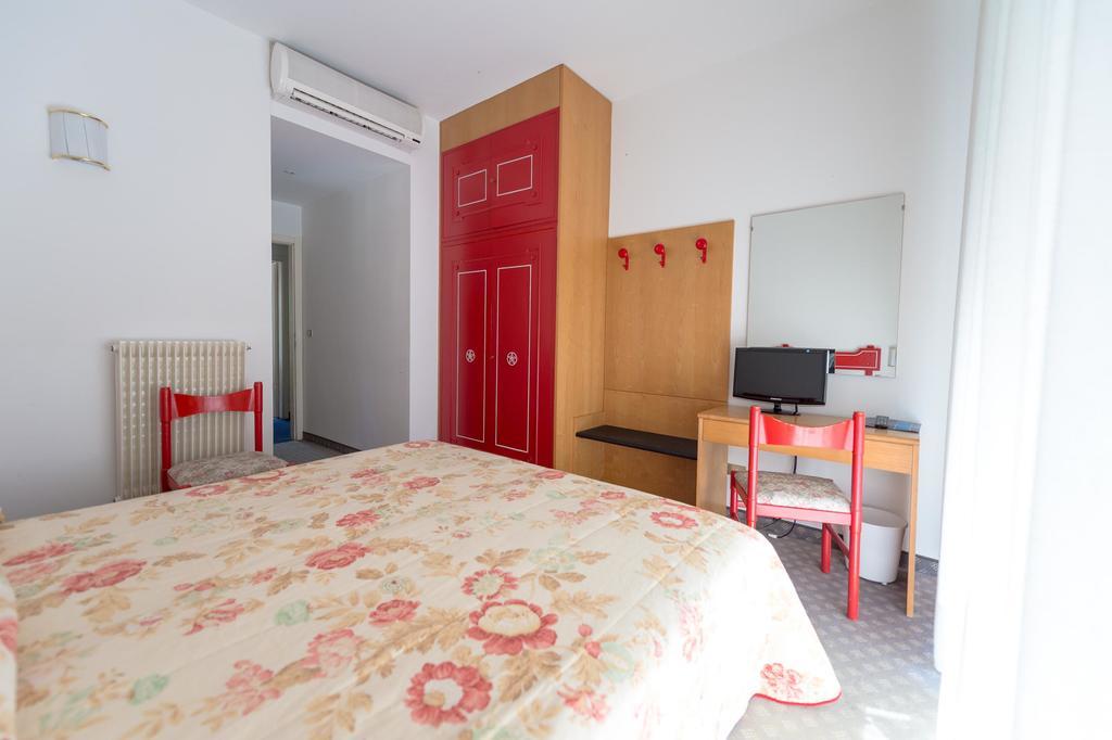Bike & Wind Hotel Villa Maria Torbole Sul Garda Ngoại thất bức ảnh